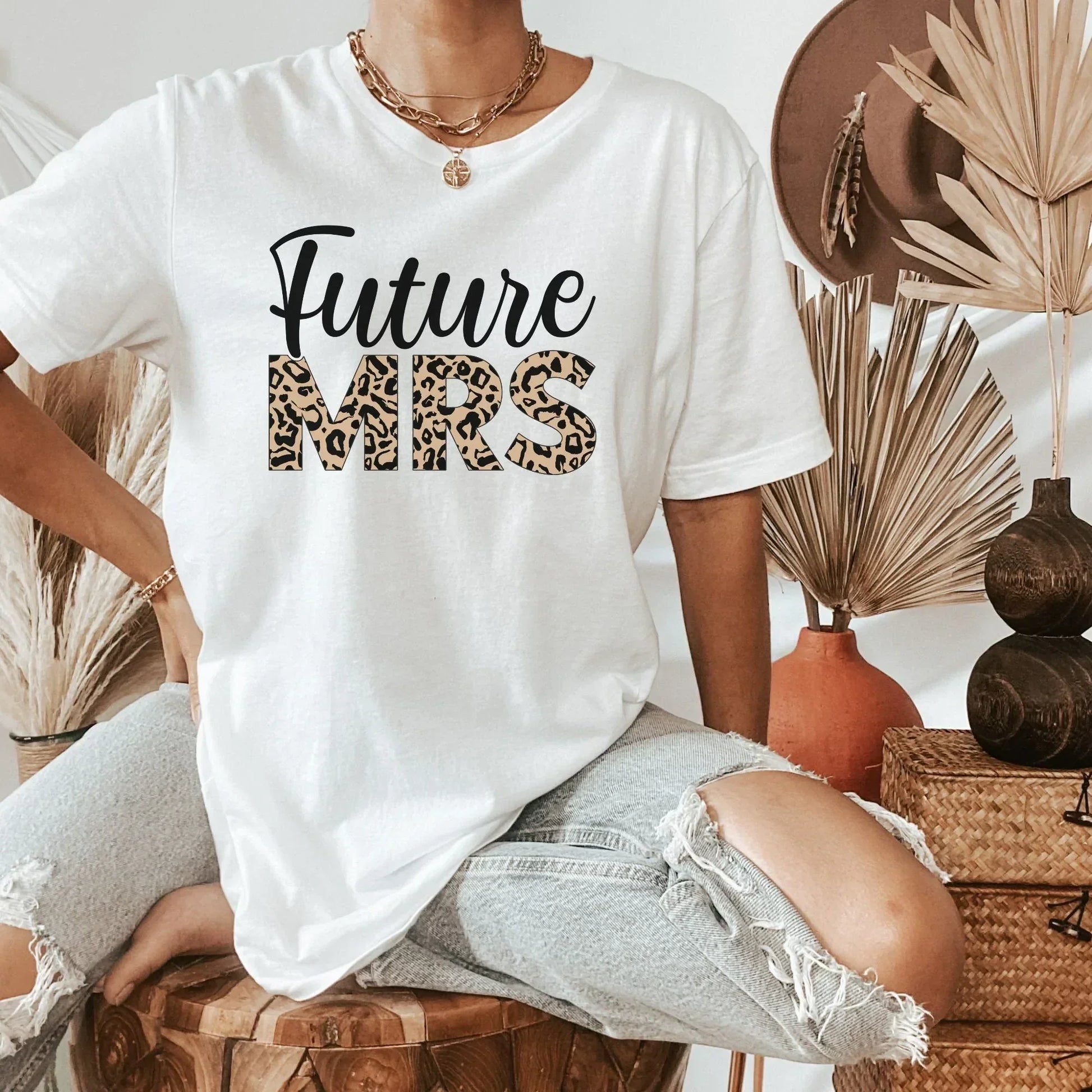 Future Mrs Sweatshirt, Wifey Sweater, Getting Ready Outfit, Team Bride shirt, Wife Hoodie, Gift for Bride to Be, Bride Sweatshirt