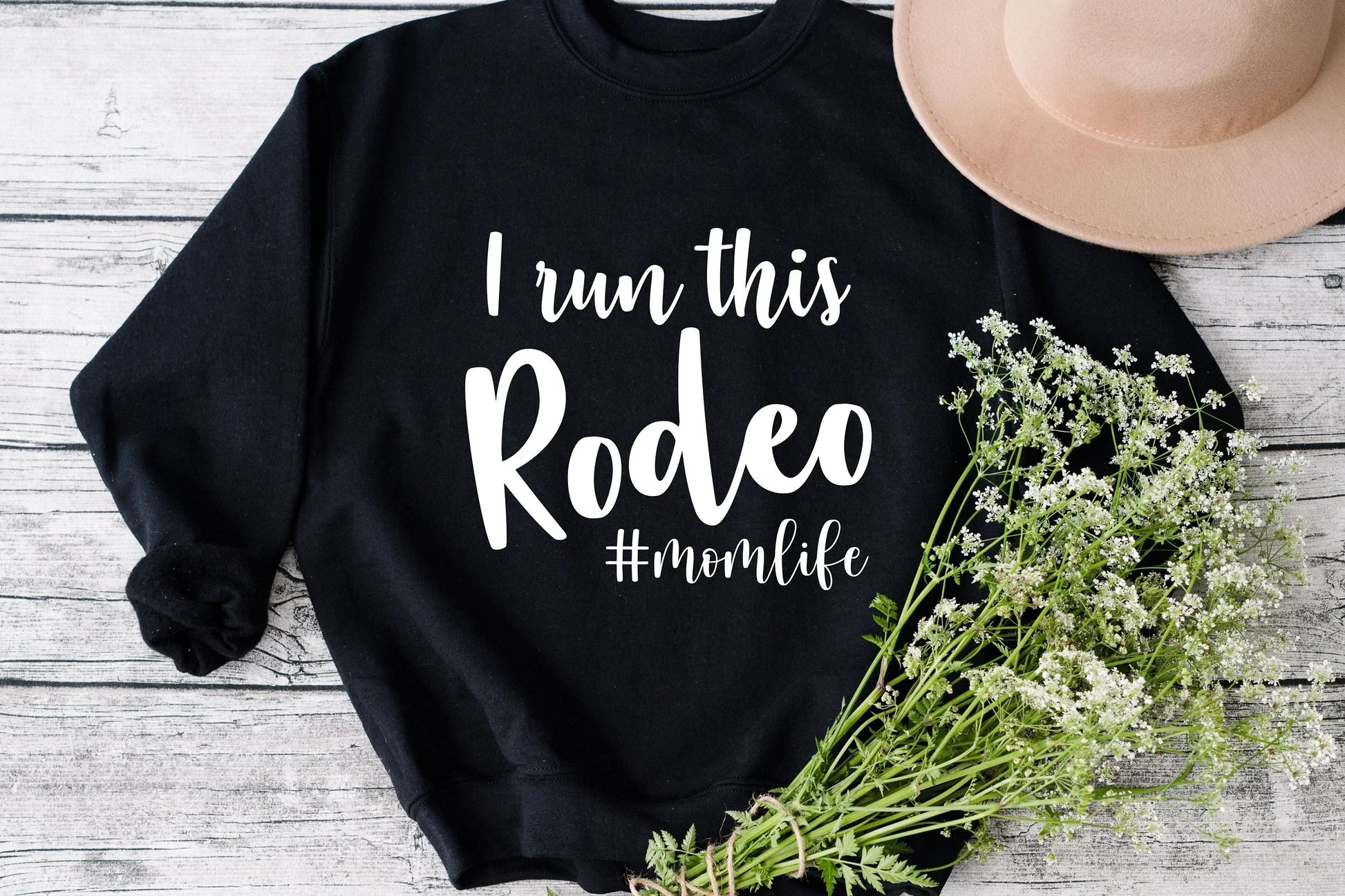I Run This Rodeo, Mom Shirt, Mom hoodie, Mom Life Shirt, Mom Sweatshirt, Grateful shirt, Mom Christmas Gift, Thankful mom shirt, Mom Gift HMDesignStudioUS