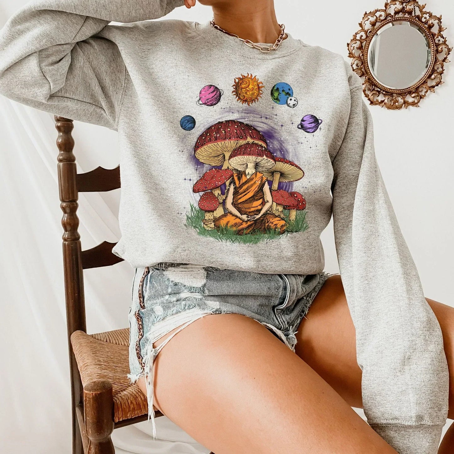 Magic Mushroom Shirt, Mushroom Sweater, Celestial Shirt, Dark Academia, Goblincore Clothing, Pastel Goth Sweatshirt, Moon Cottagecore Shirt