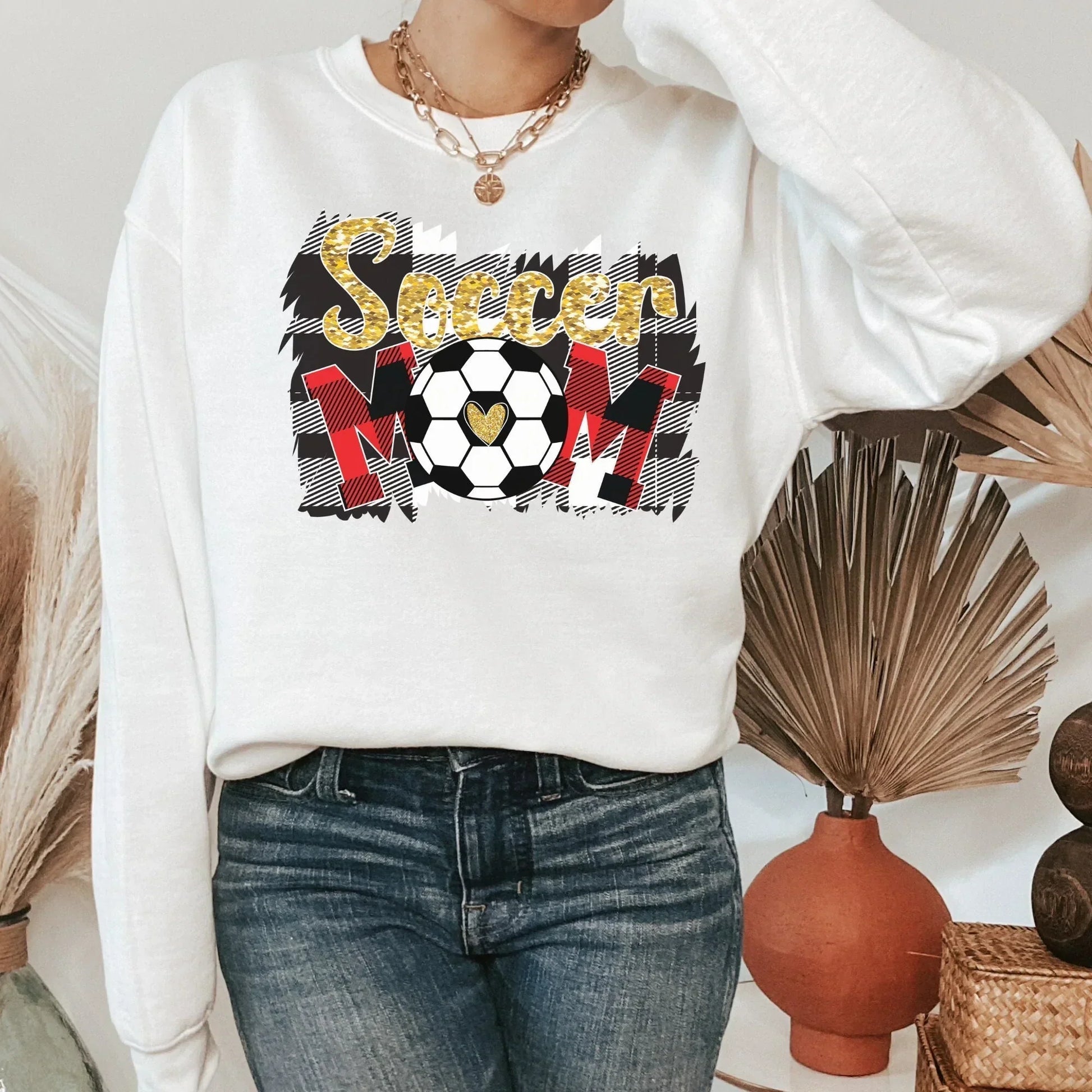 Soccer Mom shirt, Sports Momma T-Shirt, Soccer Baseball, Game Day Tee, Soccer ball, Soccer Player, Team Mommy, Women's Soccer, Gift for Mom