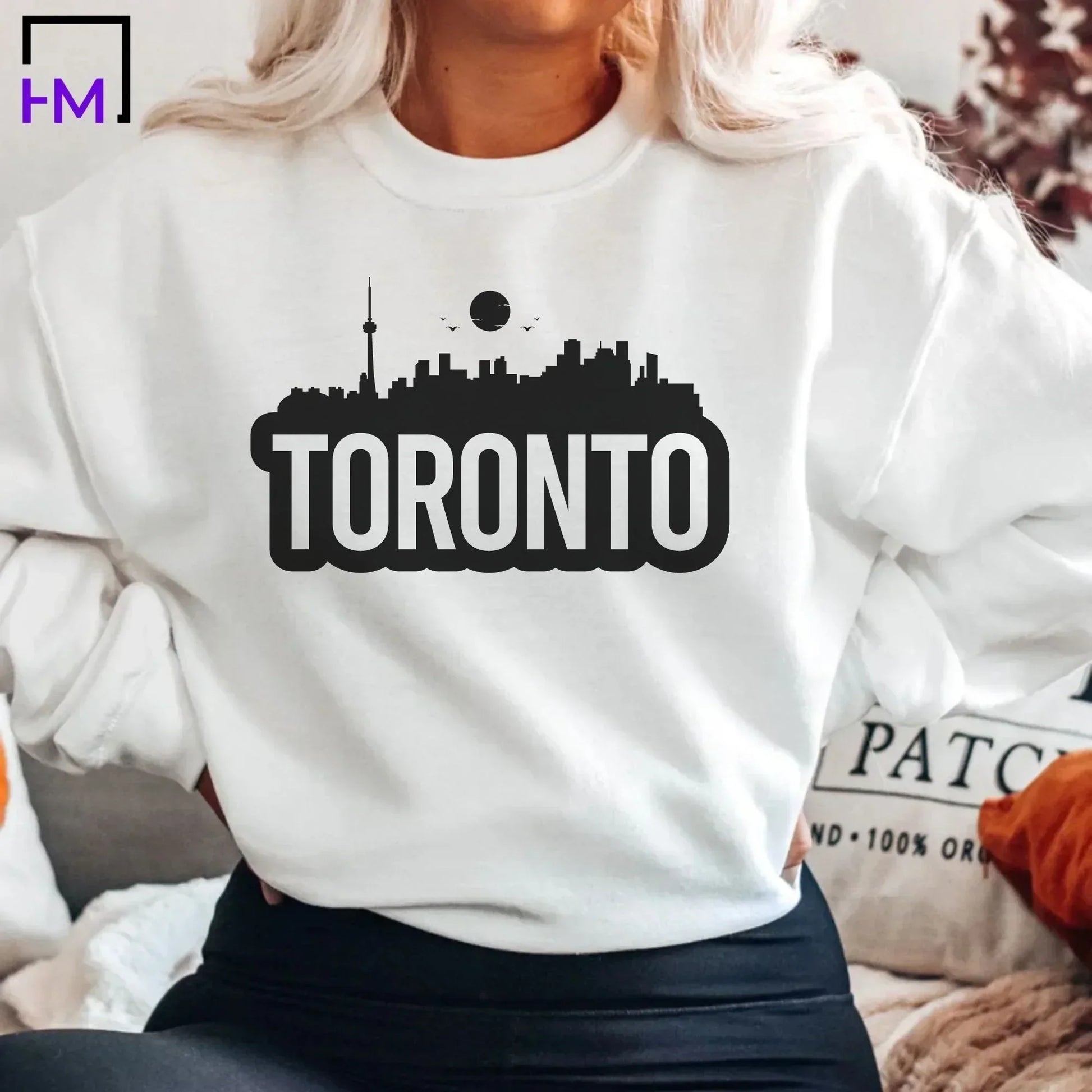 Toronto Skyline Shirt, Toronto Gift Ideas For Women or Men, Toronto Canada Sweatshirt, T-Shirt or Hoodie